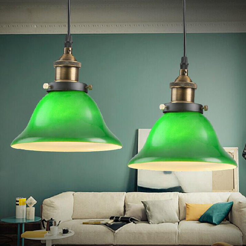 Smaragdgrön taklampa i glas