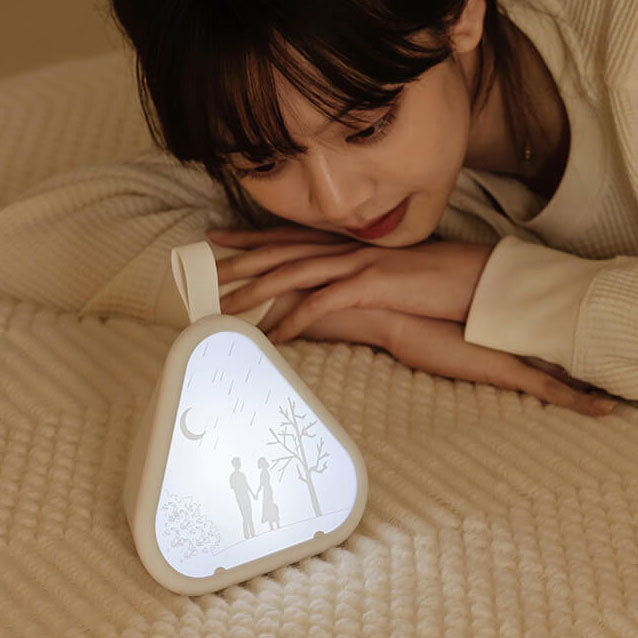 Geometric Glow LED Nattljus – Triangulär 7-färgs omgivande lampa