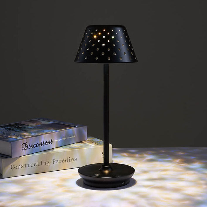 LumiSteel | Modern Minimalistisk Perforerad Smidesjärn USB LED Bordslampa