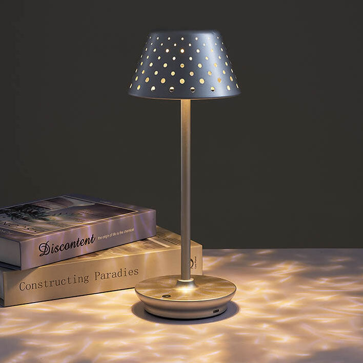 LumiSteel | Modern Minimalistisk Perforerad Smidesjärn USB LED Bordslampa
