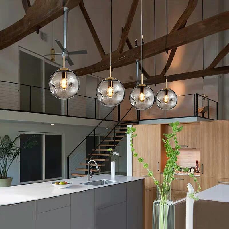 Brikey sfäriska taklampa i glas