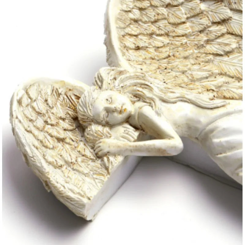 3D-väggskulptur med vit ängel - Elegant bevingad hörnkonst för klassisk heminredning