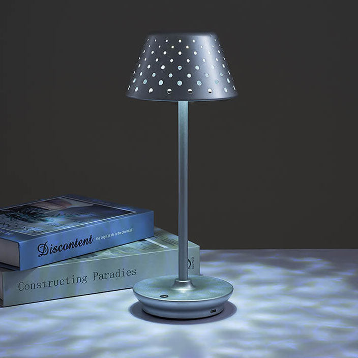 LumiSteel | Modern Minimalistisk Perforerad Smidesjärn USB LED Bordslampa