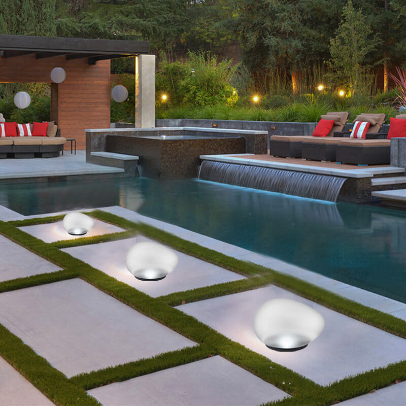 Modern solcellslampa med sten – Vattentät LED-accent för trädgård och uteplats