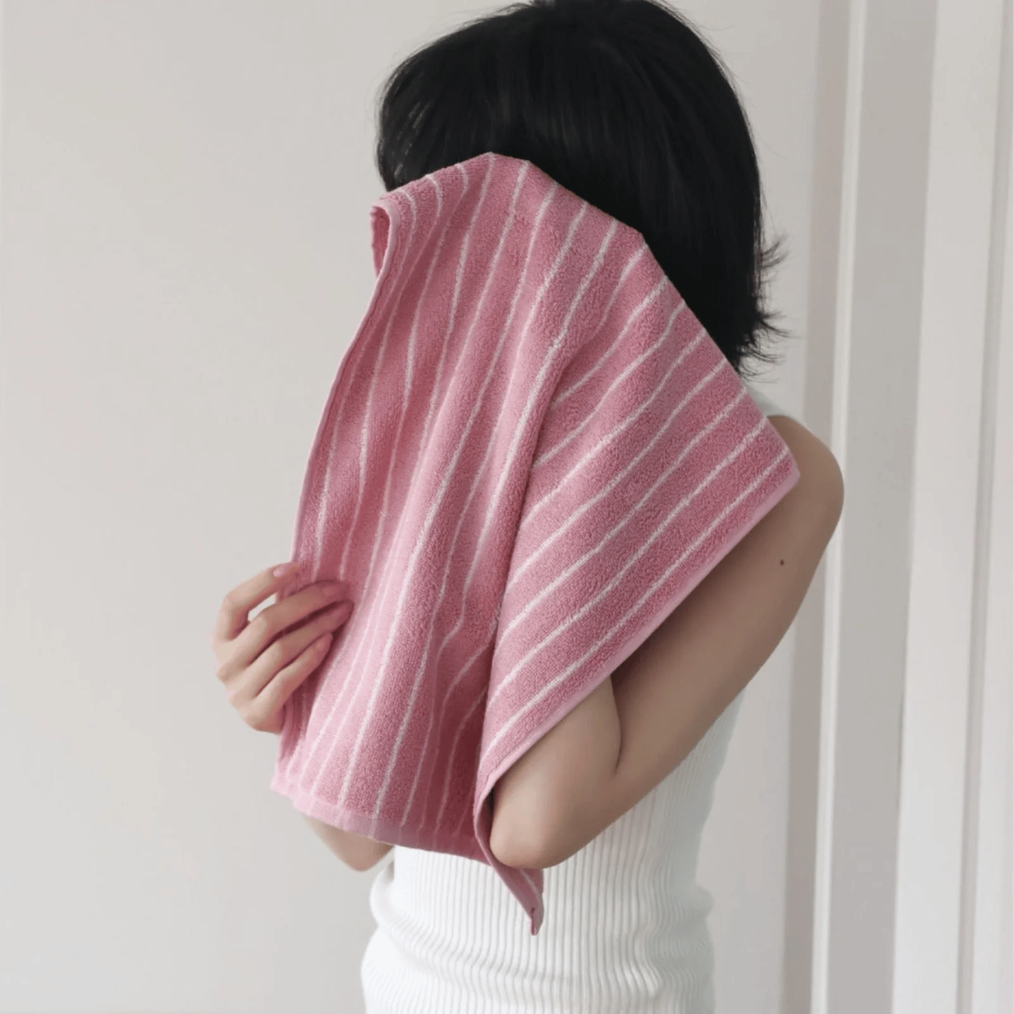 Mjuka roséfärgade handdukar i vintagestil – Dekorativa randiga badhanddukar för moderna hem