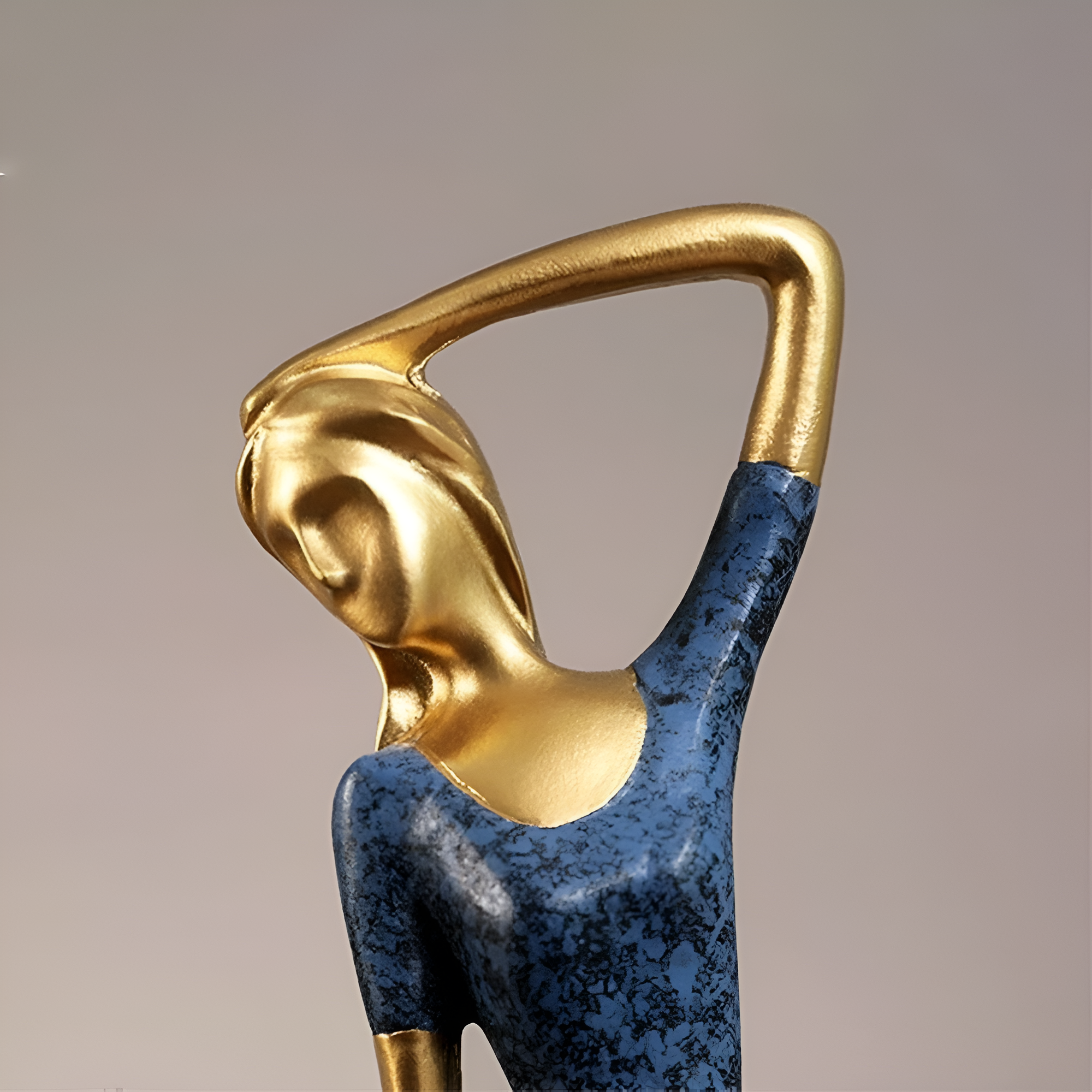 Graceful Reading Lady Sculptures - Elegant resin figuruppsättning