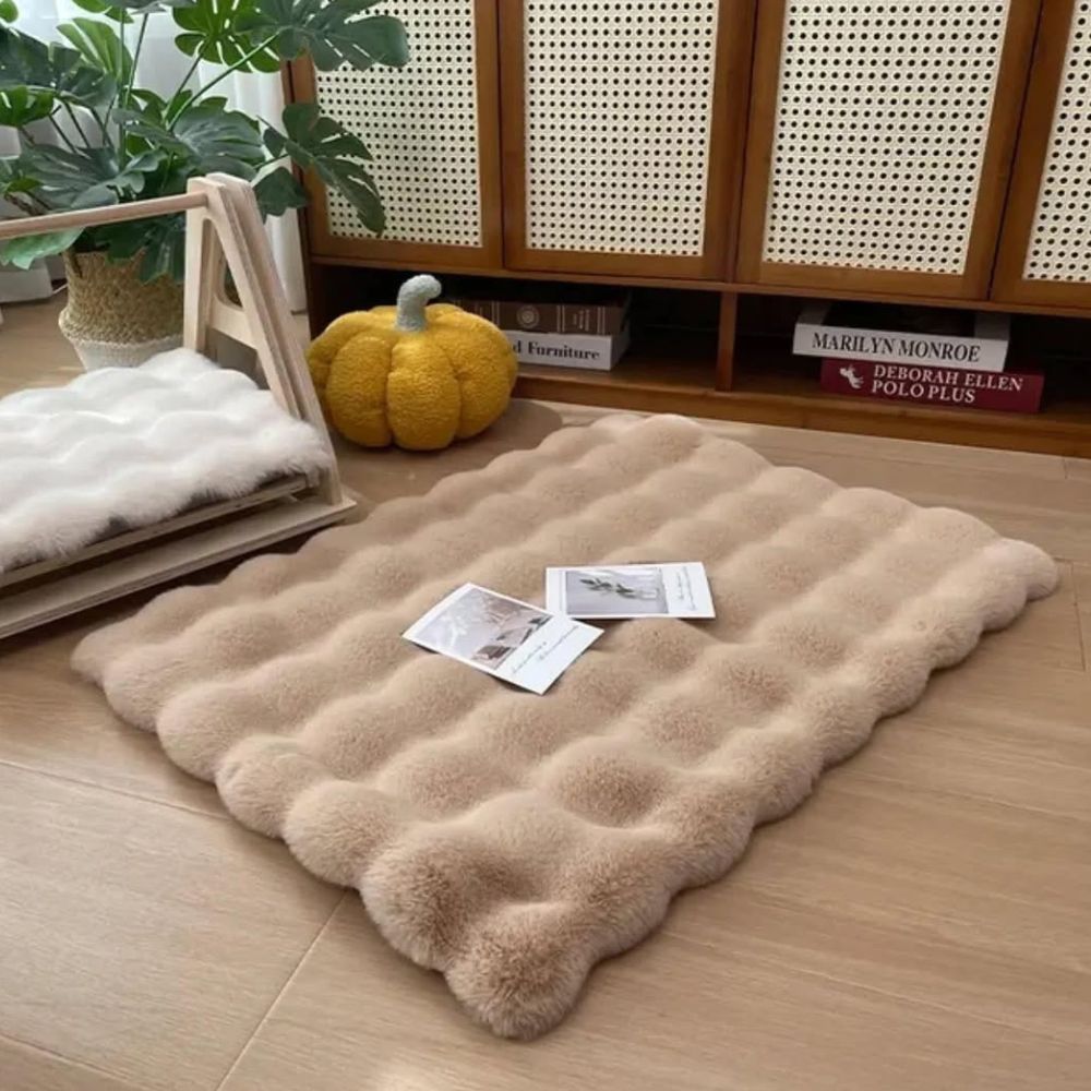 Fluffy Comfort Fuskpälsmatta – Mjuk, varm och snygg