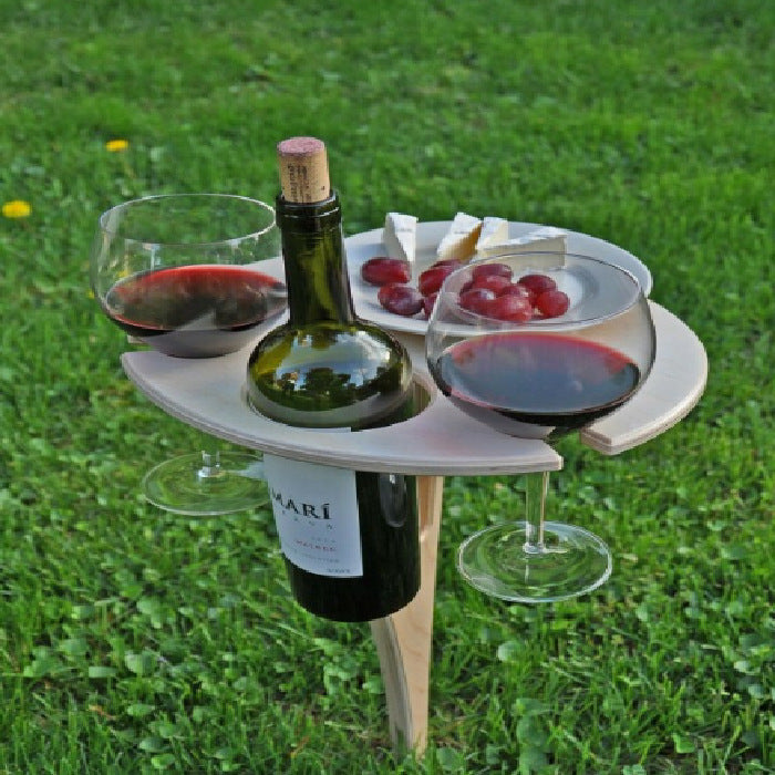 VinoTray – 4-i-1 Bärbart Picknickbord i Trä för Vin | Hopfällbar Glas- och Flaskhållare