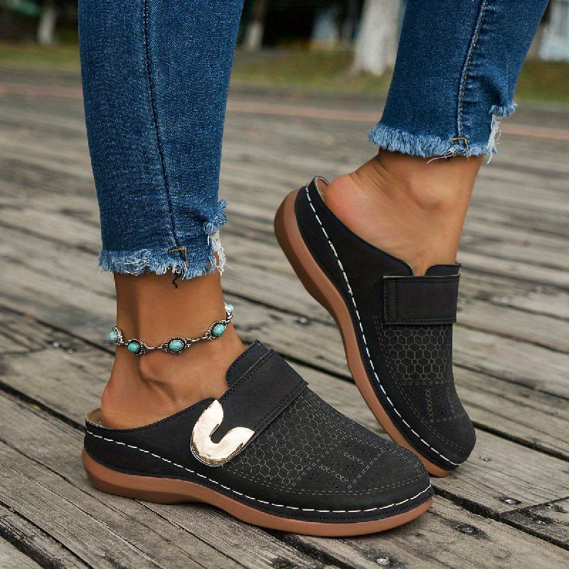 Rundtåiga slip-on-träskor för kvinnor