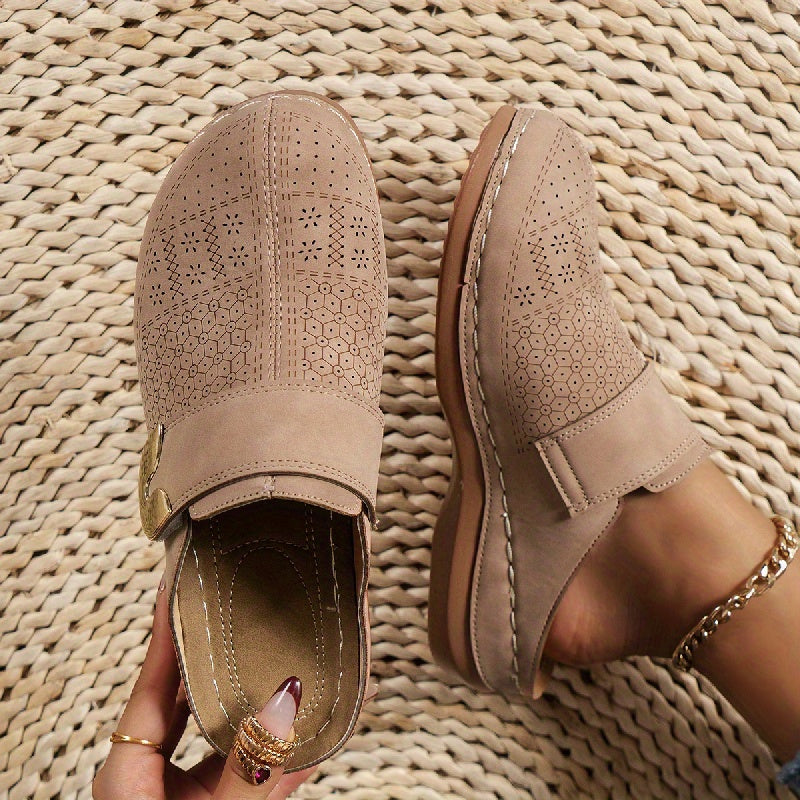 Rundtåiga slip-on-träskor för kvinnor