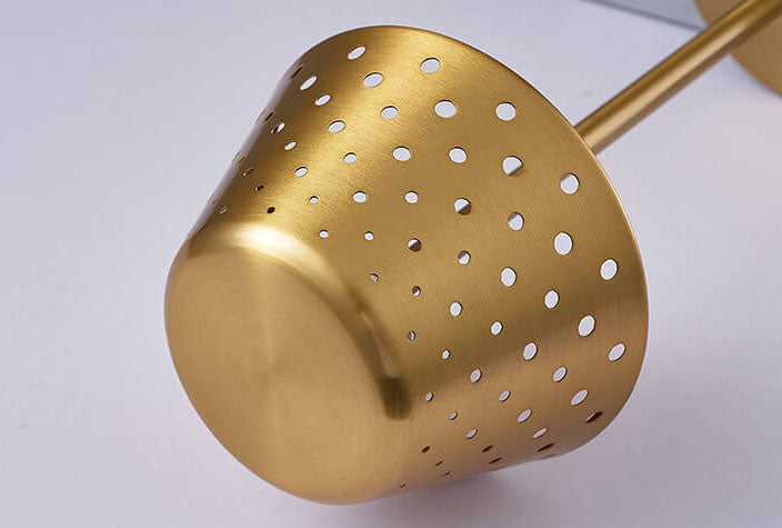 LumiSteel | Modern Minimalistisk Perforerad Smidesjärn USB LED Bordslampa