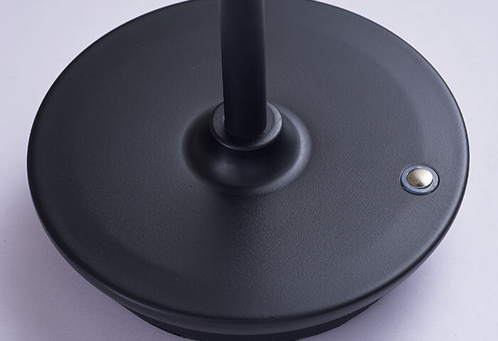 LumiSteel | Modern Minimalistisk Perforerad Smidesjärn USB LED Bordslampa