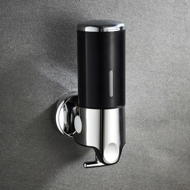 Elegant väggmonterad tvålpump – Modern touch för en enkel badrumsstil