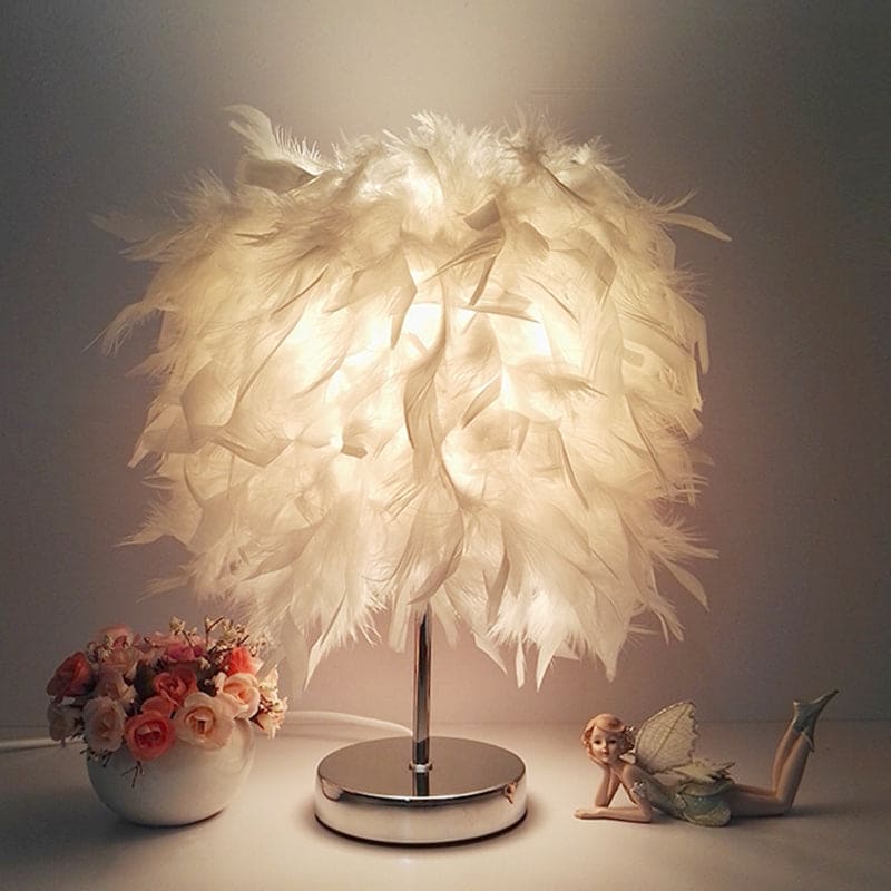 FeatherGlow - Fjäderbred sfärisk bordslampa