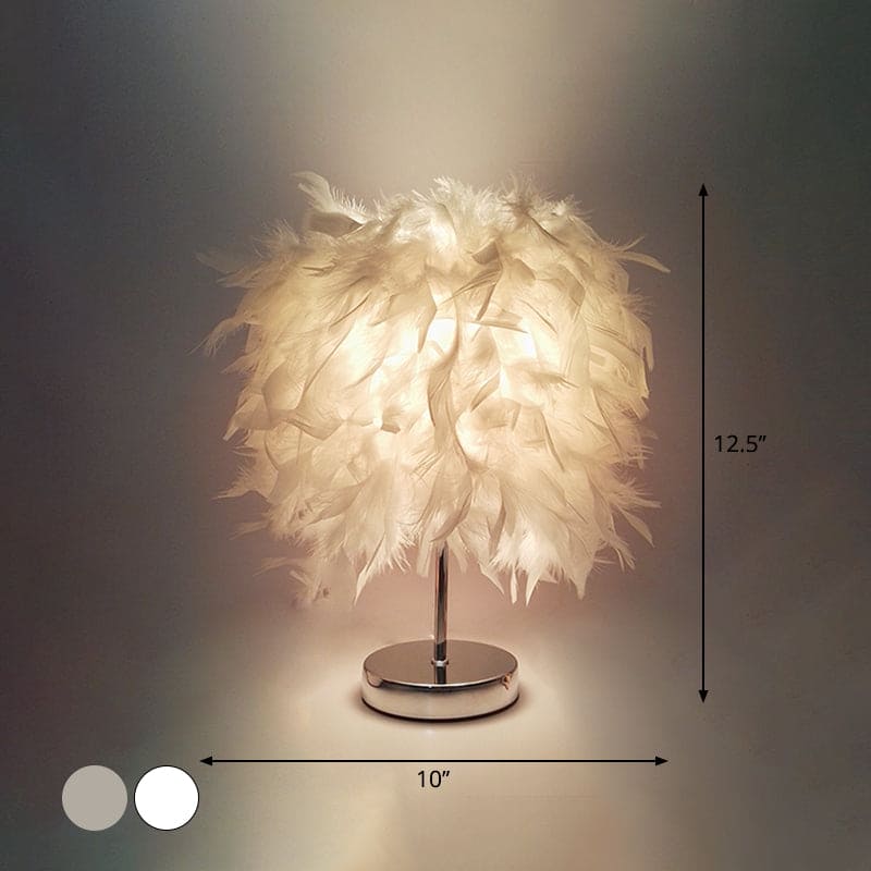 FeatherGlow - Fjäderbred sfärisk bordslampa