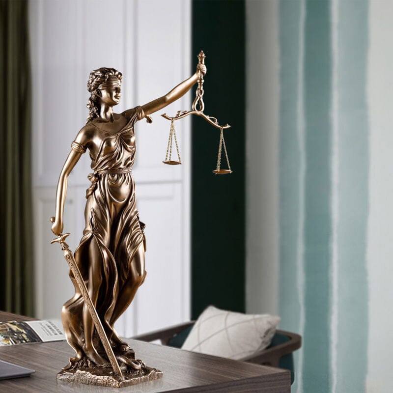 Lady Justice-figur – Elegant dekorativ skulptur av rättvisans gudinna