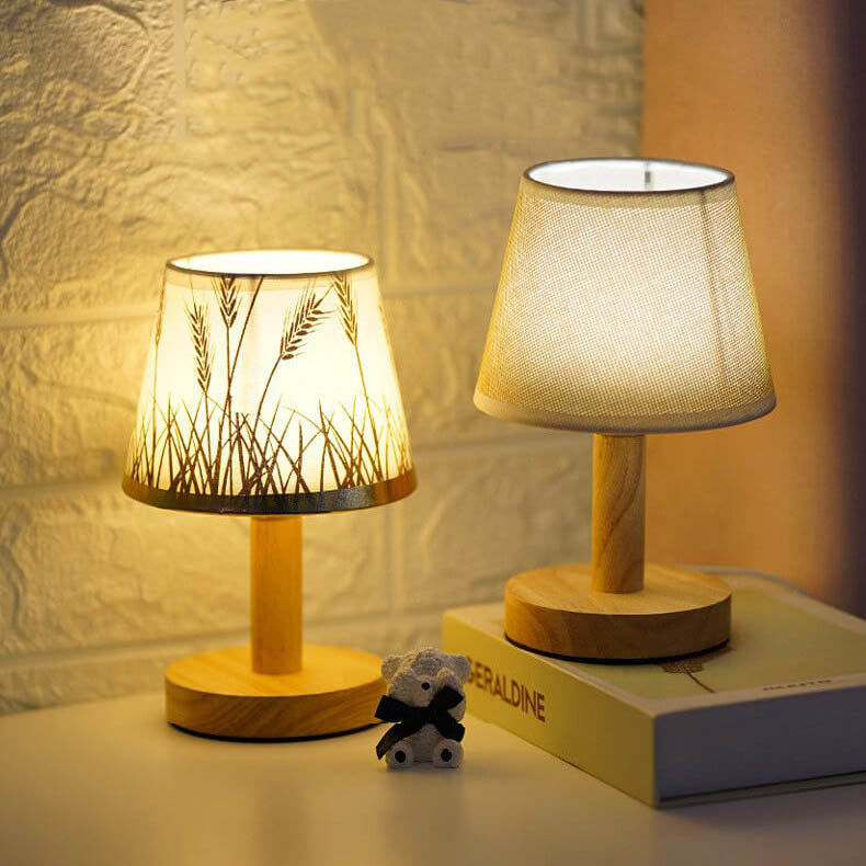 NordicGlow träbordslampa – tidlös design, justerbar atmosfär