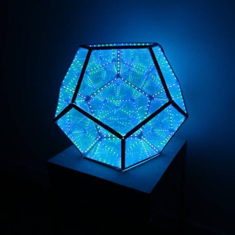 Celestial Glow Galaxy-lampa – fascinerande 360°-spektrumljus