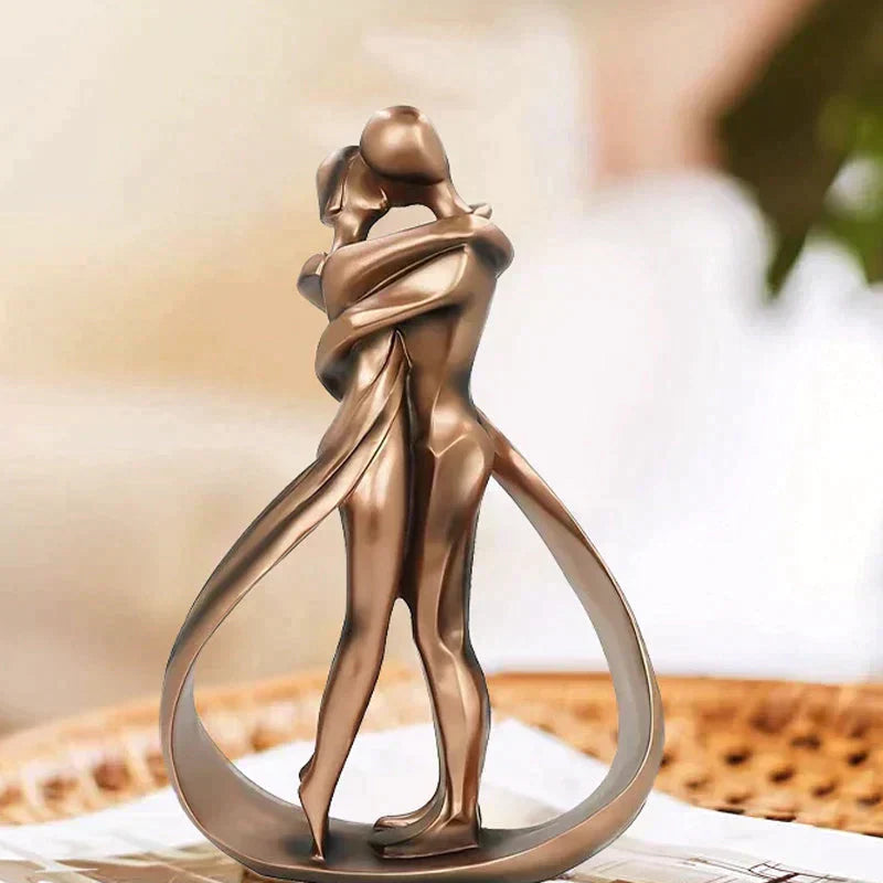 LumiEmbrace – Elegant Skulptur i Harts