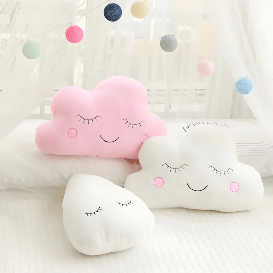 Molnformad plyschkudde – Mjuk dekorativ kudde för soffa och sovrum