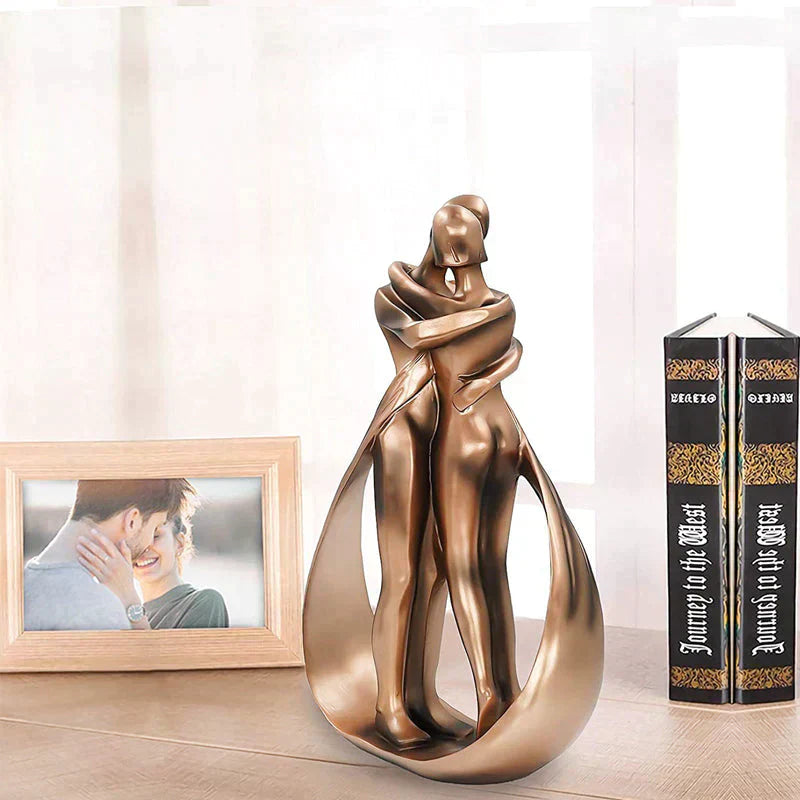 LumiEmbrace – Elegant Skulptur i Harts
