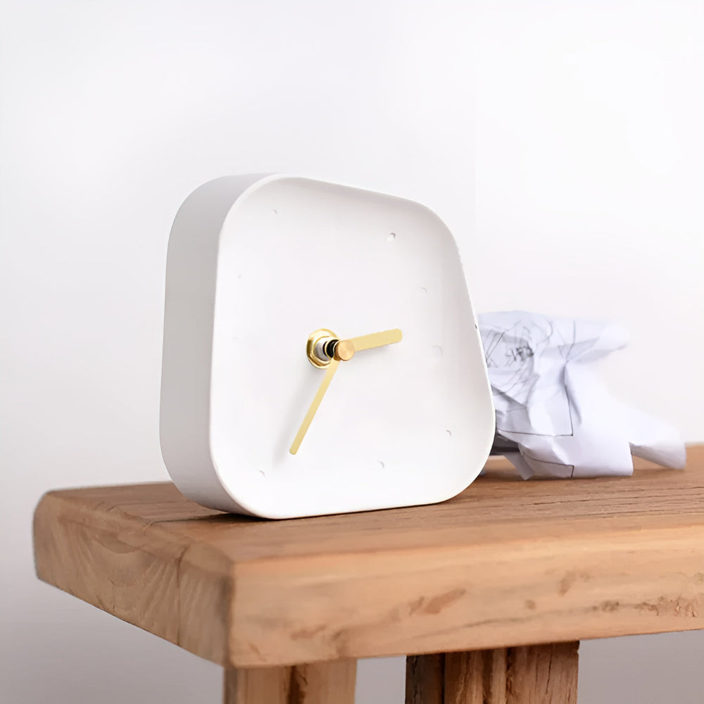 Minimalistisk skrivbordsklocka i betong – modern analog klocka