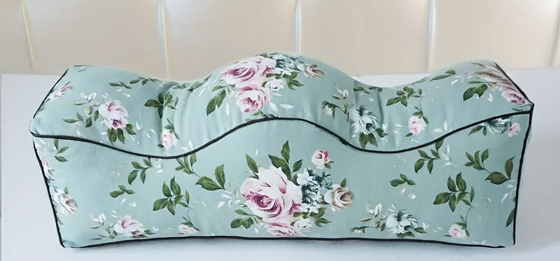 Dekorativ grå blommig benkudde - Upphöjd kudde för komfort och avkoppling