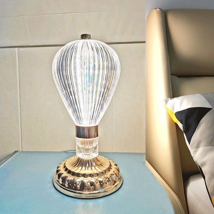 Vintage Elegance LED-bordslampa – lyxig nattlampa i akryl och metall