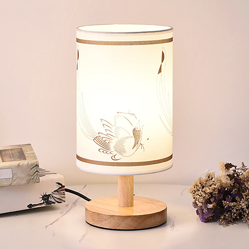 Minimalistisk cylindrig sänglampa – Soft Glow med tryckt tygskärm