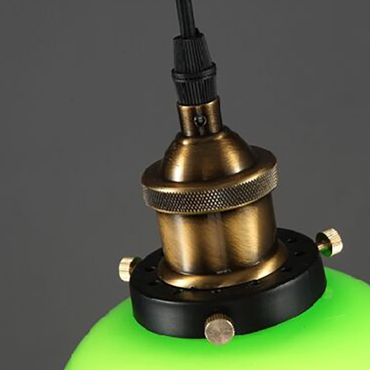 Smaragdgrön taklampa i glas