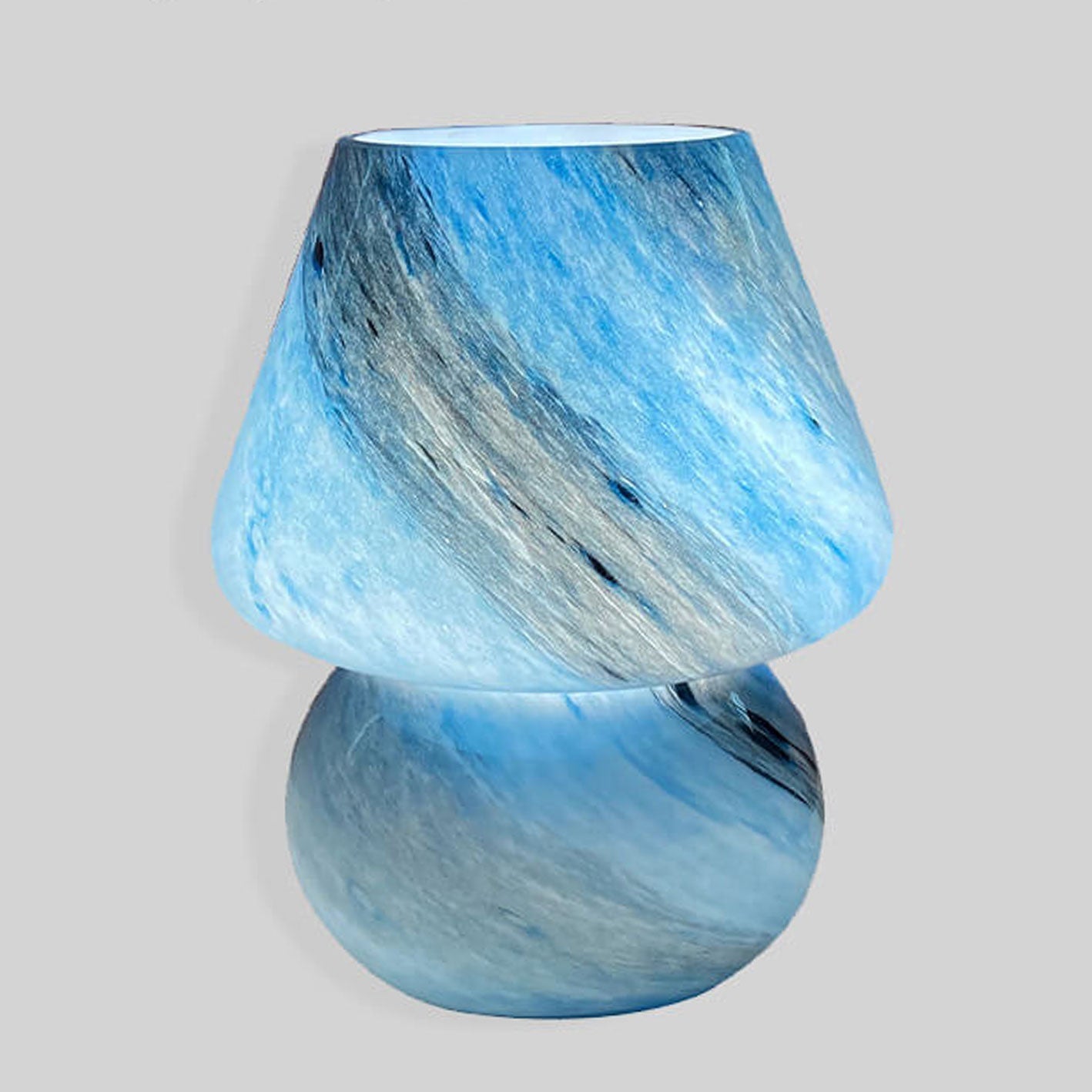 CosmoGlow Handgjord glasbordslampa – Planetinspirerad elegans