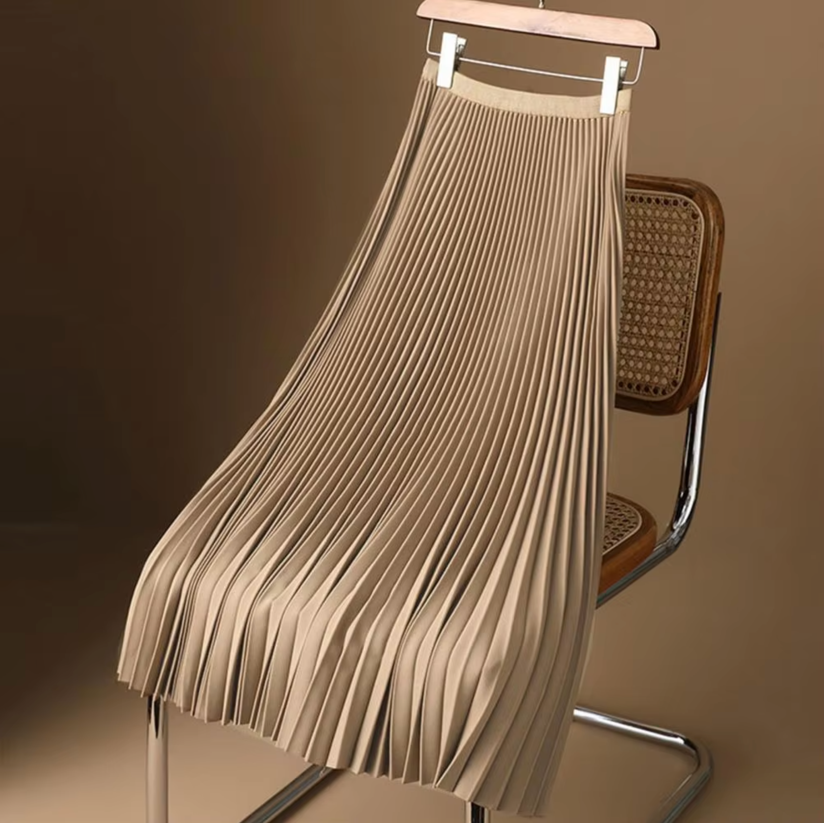 A-linjeformad midikjol för kvinnor – otroligt böljande silhuett för tidlös vardagsstil