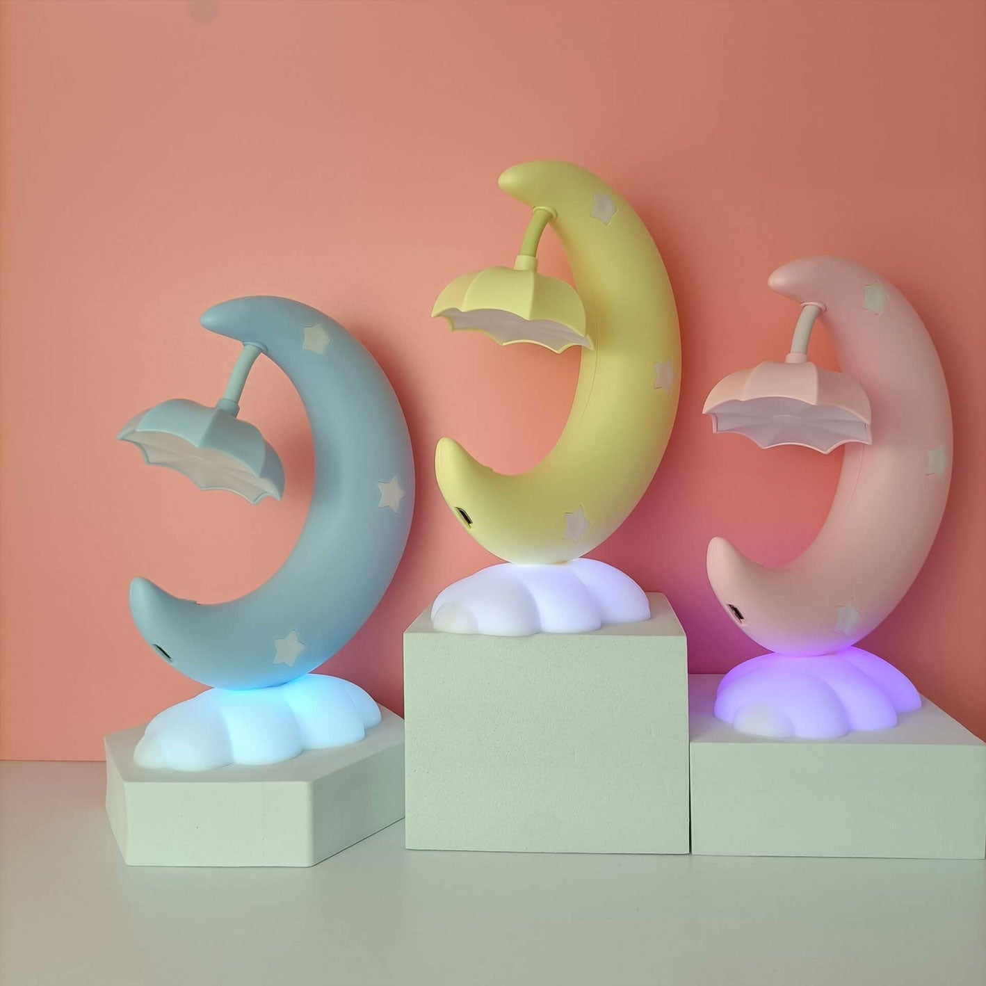 Whisical Moon Boat LED nattlampa – mjukt ögonvänligt sken