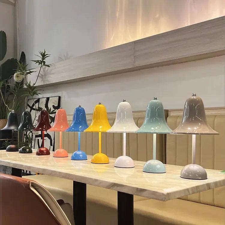 Raffinerad accentbordslampa – Modern charm för hem och kontor