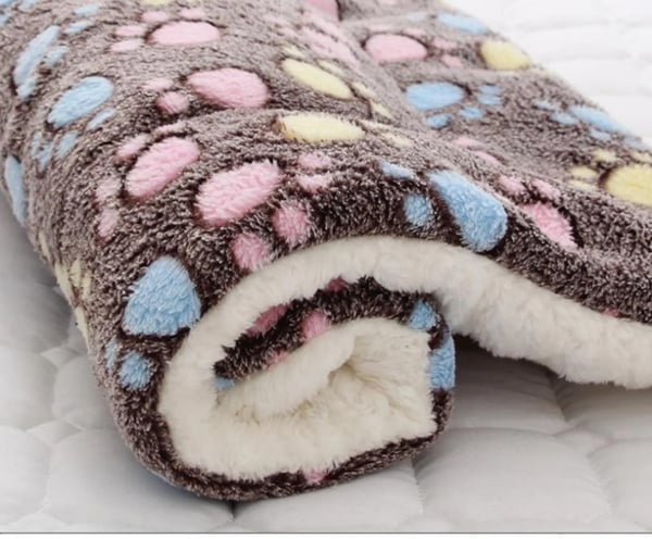 Mysig fleece-kattpläd – Mjuk komfort för avslappnade husdjur