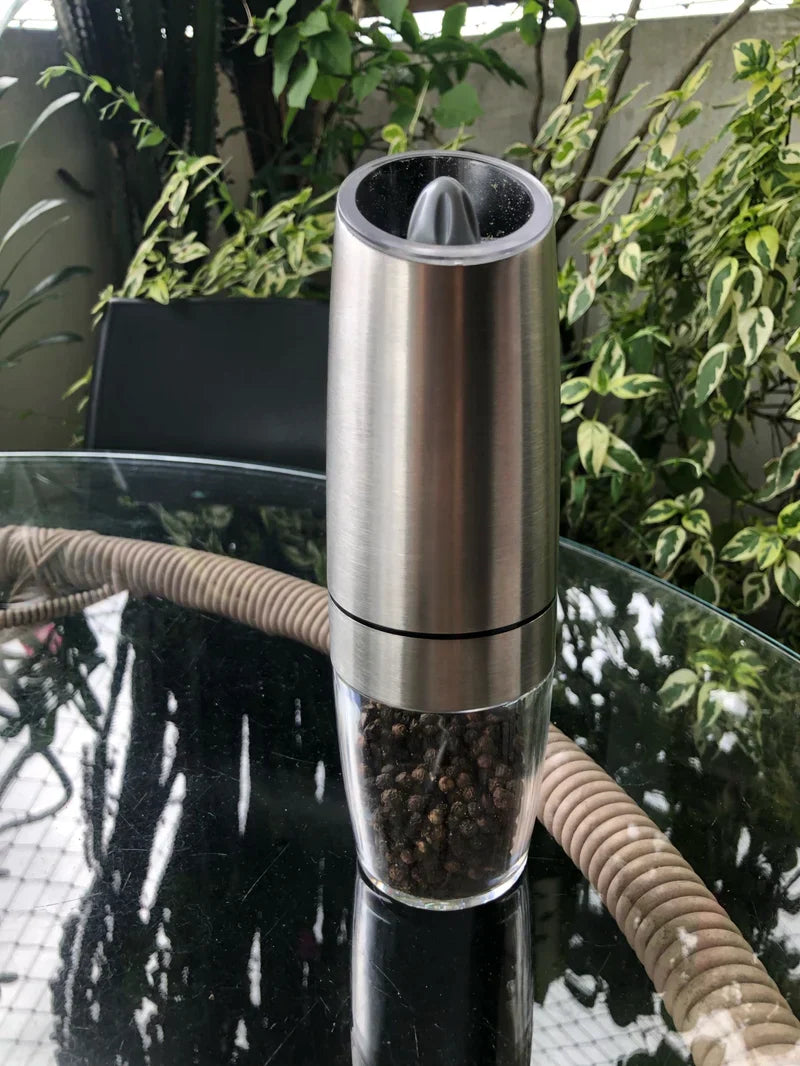 Justerbar salt- och pepparkvarn – Elegant kryddkvarn för färska kryddor i köket