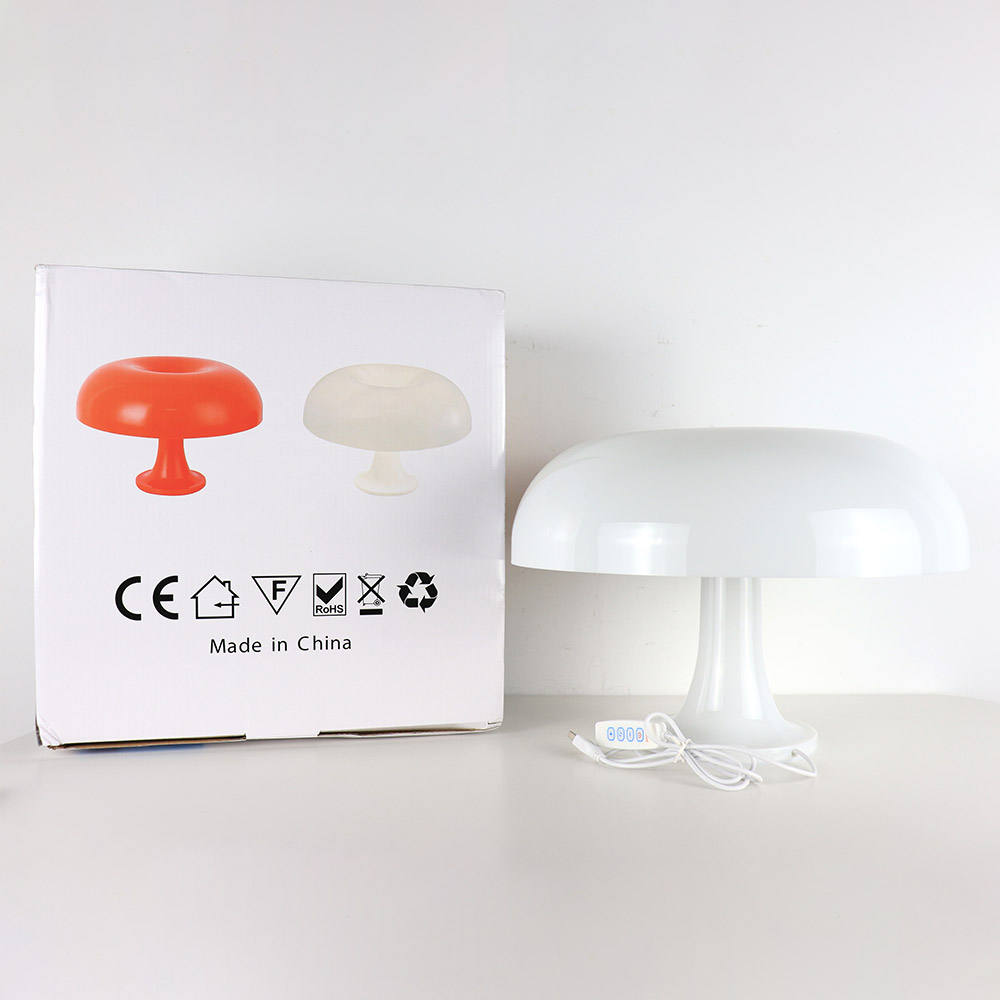 Svampformad minimalistisk bordslampa