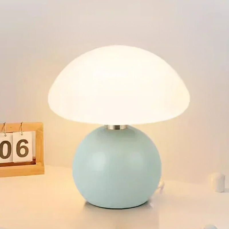 Mushroom liten bordslampa - krämfärgad vindkeramik