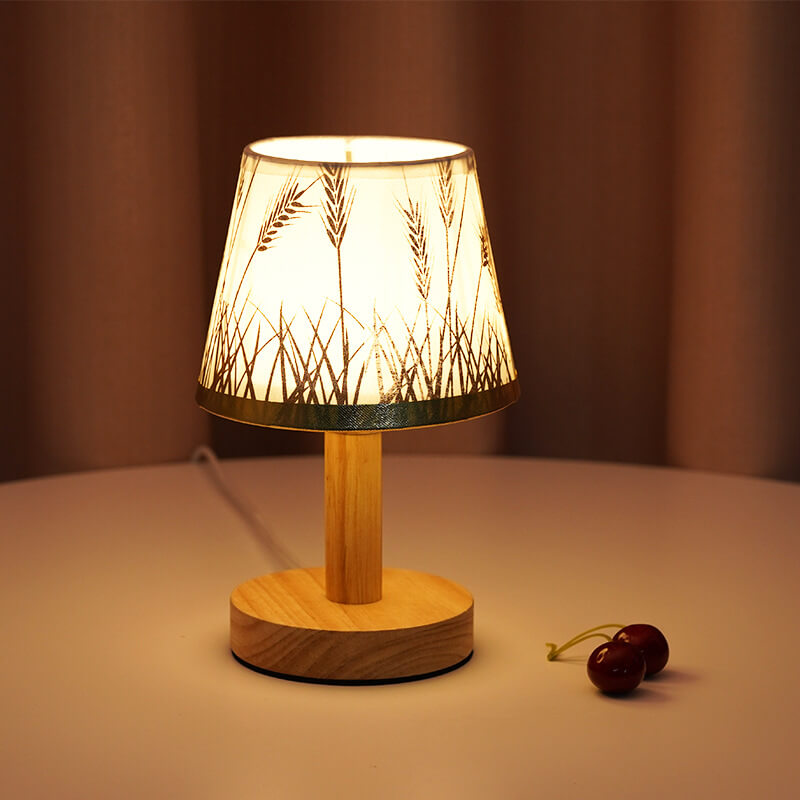 NordicGlow träbordslampa – tidlös design, justerbar atmosfär