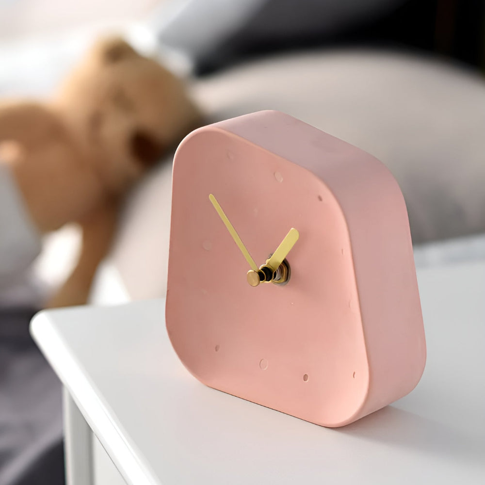 Minimalistisk skrivbordsklocka i betong – modern analog klocka