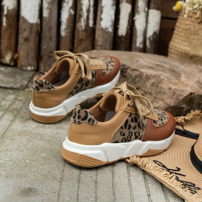 Trendiga djurmönster-sneakers med snörning för kvinnor