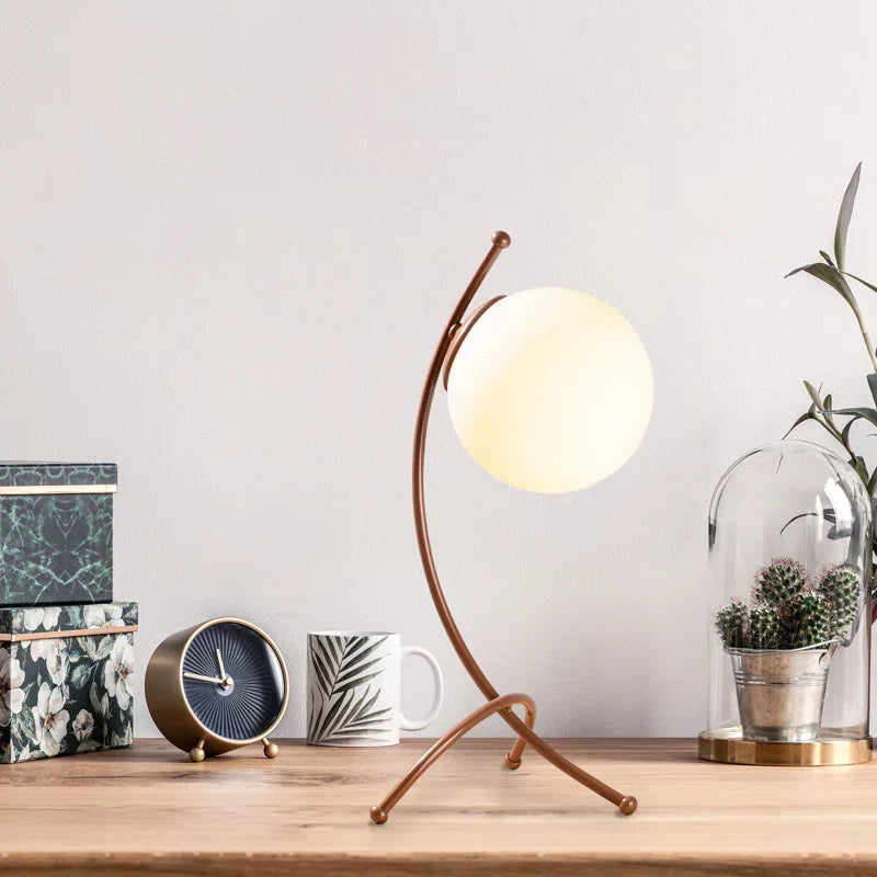 LumiSphere Gold Glass Bordslampa – Elegant glöd, tidlös design