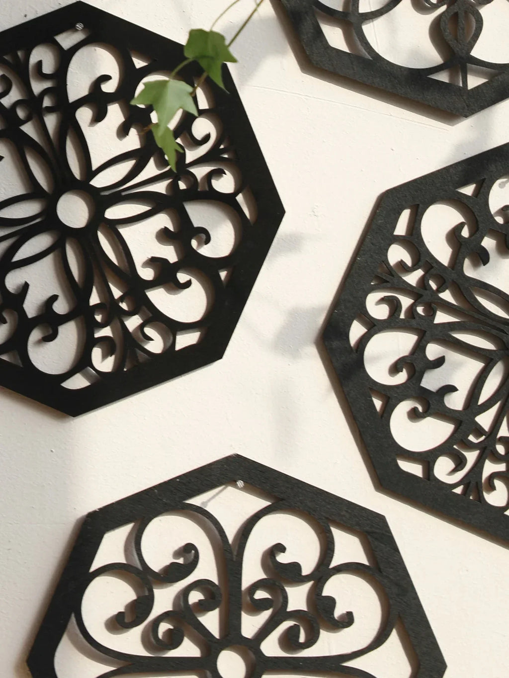 4 delar svart trä väggdekor