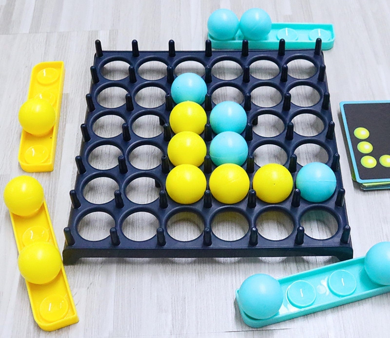 Hoppande äventyrsboll – Aktivt och roligt spel för barn inomhus- och utomhuslek