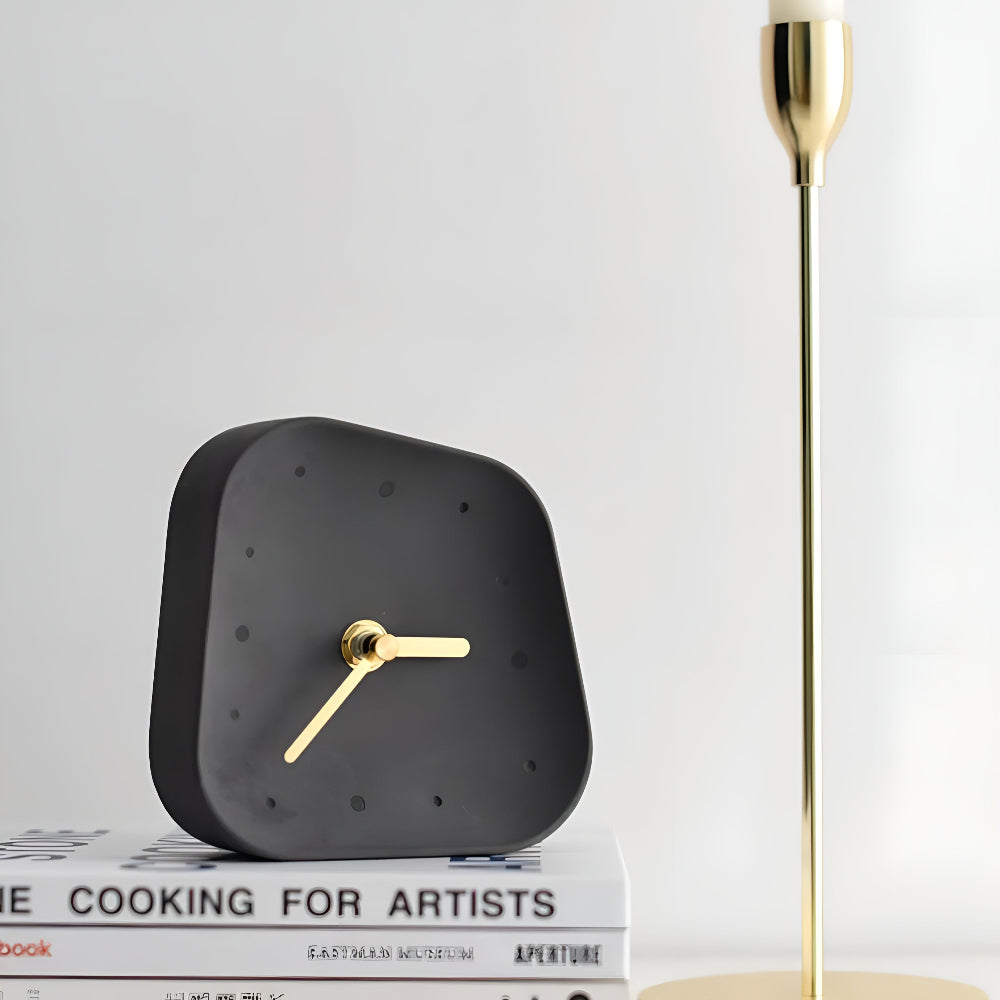 Minimalistisk skrivbordsklocka i betong – modern analog klocka