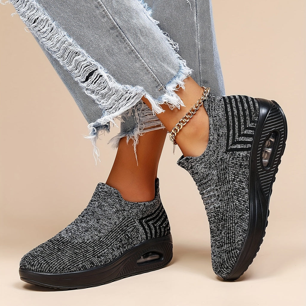 Ermintrude | Stickad slip-on-sneaker med luftdämpning – sportig promenadsko
