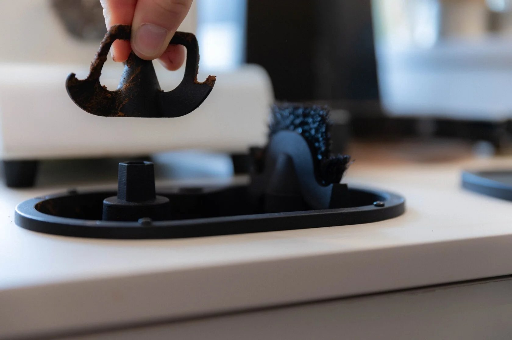 Rengöringsset för espressomaskin – portafilterborste, hållare och skrubbsvamp för baristavård