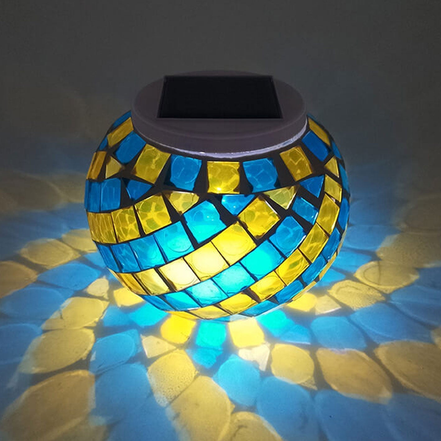 Solar LED-målat glasljus – spiralmönster för utomhuselegans