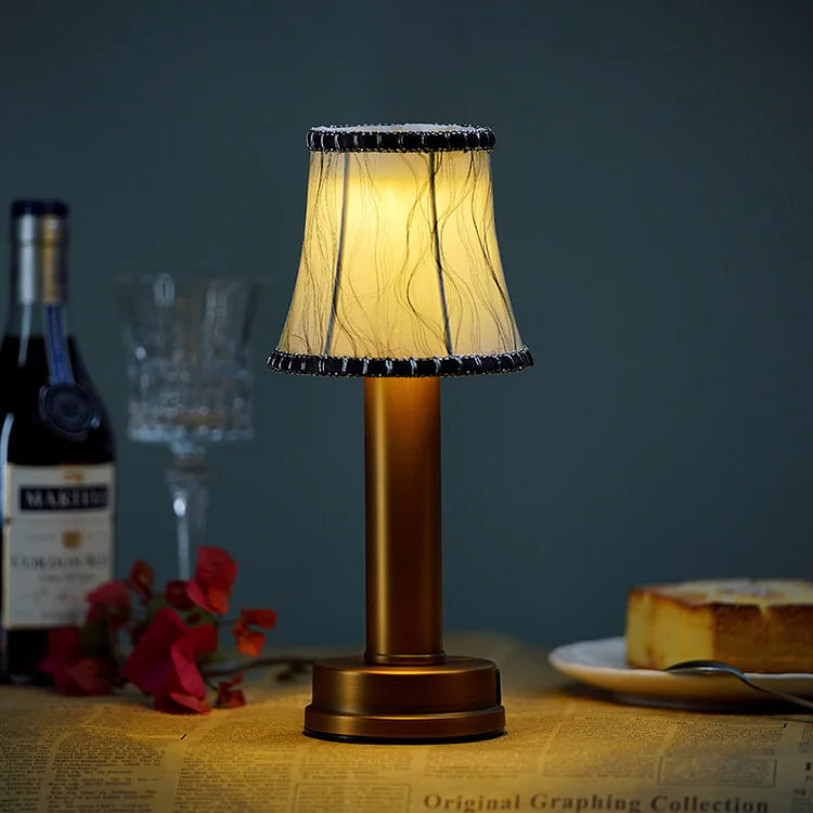 Elegant sladdlös LED Silk Touch bordslampa – modern elegans