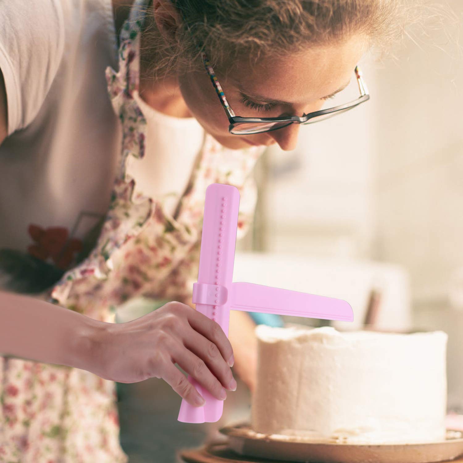 CakeEdge – Justerbar höjd för glasyr och fondant | Precisionsskrapa